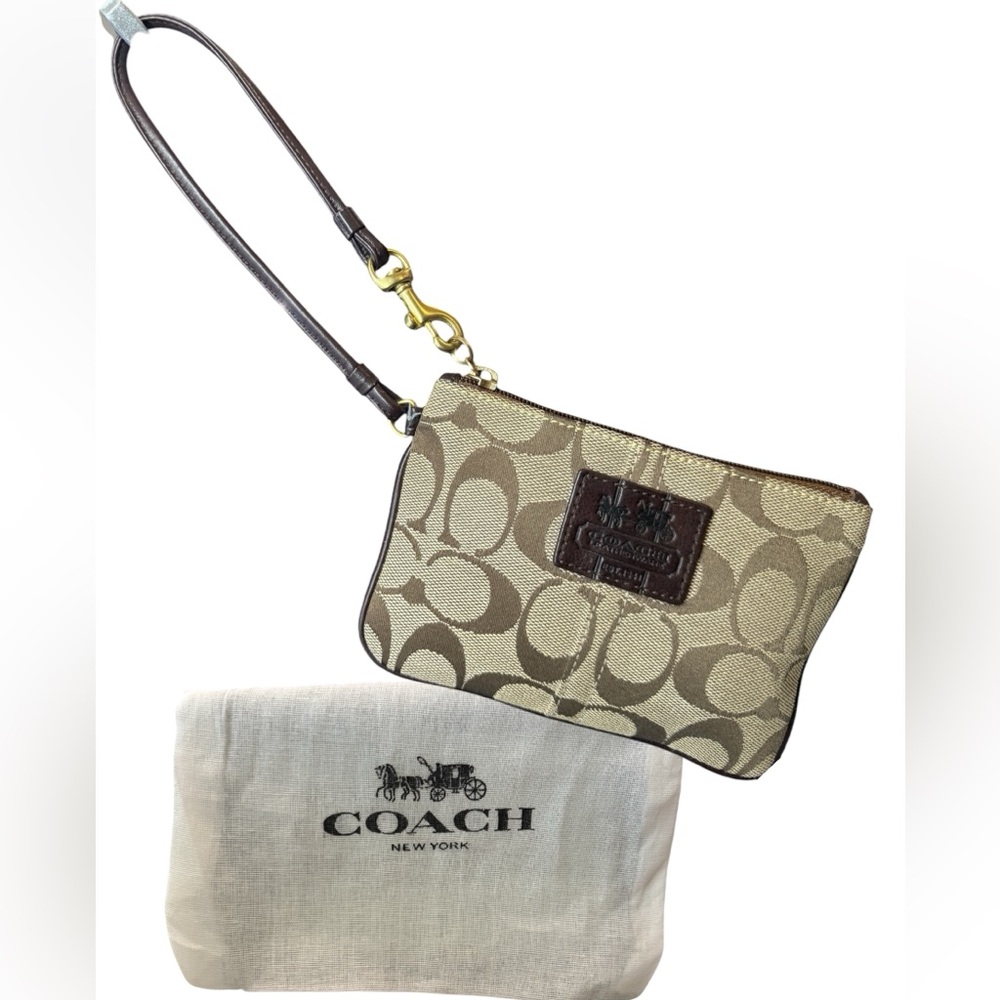 Coach Leatherware Signature Zip Wristlet (Tattersall Interior) w/ Coach Dusty
